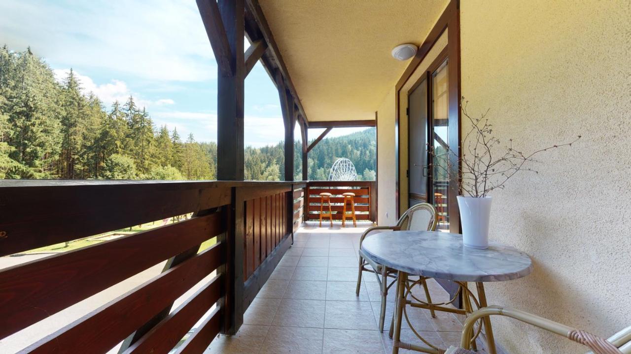 Apartman Olivia 8 Hrabovska Dolina Ruzomberok Extérieur photo